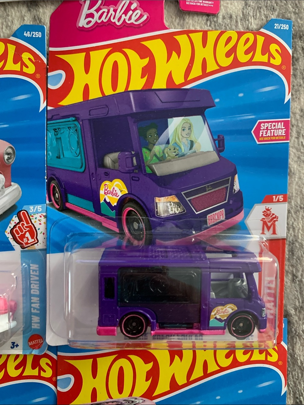 π - HOT WHEELS TOY CAR BUNDLE 5 CARS π - Picture 5 of 7